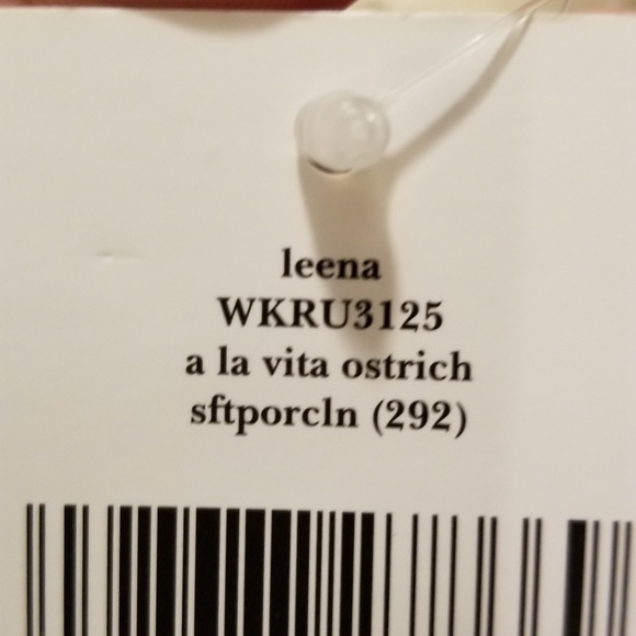 KATE SPADE LEENA HAND BAG SALE!! SALE!! - Picture 2 of 6